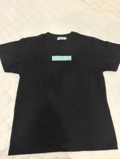 MILKFED. ロゴ付き 黒 半袖 Tシャツ Mのサムネイル