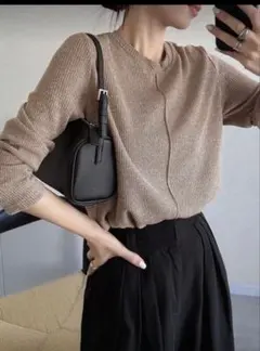 ニット　トップス