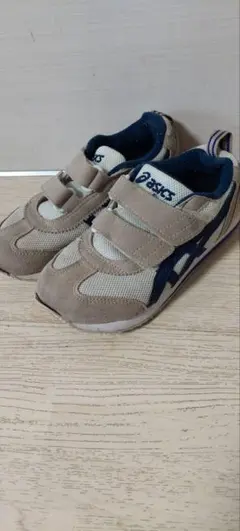 ASICS ベージュ ネイビー スニーカー