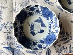 古伊万里 染付 菊唐草文 輪花 膾皿2客 アンティーク かわいらしい巻物の染付のサムネイル