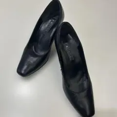 ダイアナ パンプス