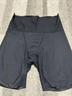 ユニクロ UNIQLO エアリズムボディシェイパーショーツ/スムース/4分丈