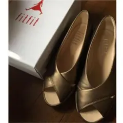 fit  fit パンプス　試着のみ　ゴールド