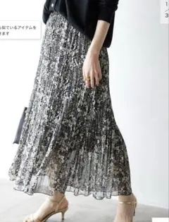 SLOBE IENA ボタニカルフラワーランダムプリーツスカートのサムネイル
