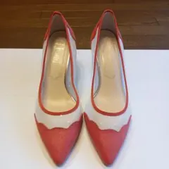 オレンジとホワイトのポインテッドトゥパンプスのサムネイル