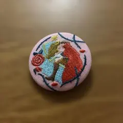 Disney 眠れる森の美女　刺繍缶バッジのサムネイル