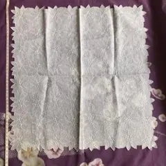 スワトウ花柄刺繍 コットンハンカチ ホワイト