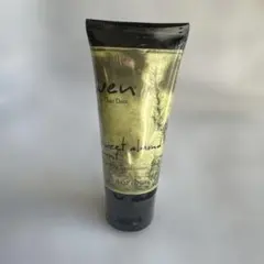 Item thumbnail for item fbb2c4f0-83e3-4ed8-8c05-995e7d4d4f0d