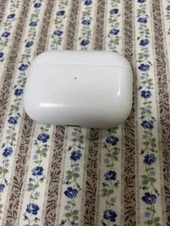 AirPods Pro第一世代充電ケースのみ