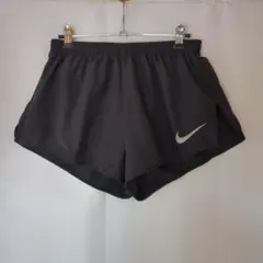 美品Mサイズ⭐Nike（ナイキ） ランニングショートパンツ インナー付