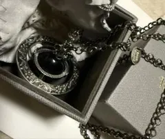Vivienne Westwood ガンメタルネックレス スモールオーブ