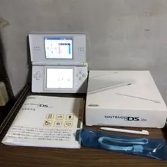 美品　ニンテンドーDS lite 本体　ホワイト　白