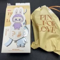 THE MONSTERS PIN FOR LOVE ラブブ　イニシャル ？