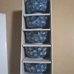青い花柄の陶器 5個セット