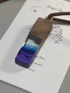 ウッドレジン　ペンダント、ネックレス
