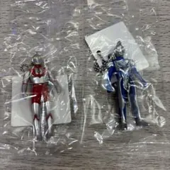 ウルトラマン ウルトラソフビシリーズ ミニチュアスイングマスコット 2個セット