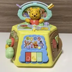 はじめて英語　くまのプーさん 絵本でおしゃべり！ゆびさき知育いっぱいできた