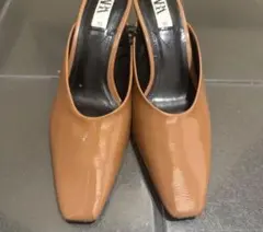 ZARA パンプス