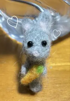 羊毛フェルト とてもかわいいうさぎのサムネイル