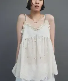HANNE エンブロダリーコットンキャミ