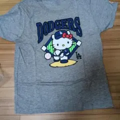 ま*す様 homage キティコラボ ドジャースシャツ MLB サンリオ - メルカリ