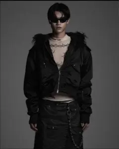 Rosen kreuz CROPPED 2WAY FUR HOOD MA-1 - メルカリ