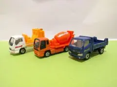 トミカ　メガトンダンプ　ダンプ／ミキサー車／道路維持作業車　3台セット