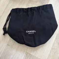 CHANEL BEAUTÉ ノベルティー　巾着 ポーチ ブラックのサムネイル