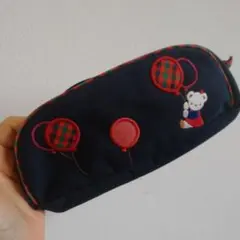 ファミリア クマと犬刺繍ポーチ&クマクリップ - メルカリ