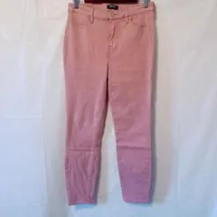 Item thumbnail for item 10f930eb-4f7b-4f05-8bb2-69b64f78a1f1