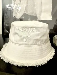 2026年最新】prada バケットハット 白の人気アイテム - メルカリ