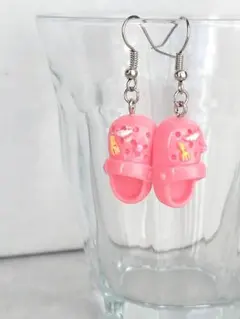 Item thumbnail for item 25144a7e-1b4f-409d-9566-03868b400fc6