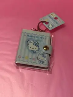 ハローキティ ミニフォトアルバムキーホルダ　シール帳　シールバインダー　サンリオ