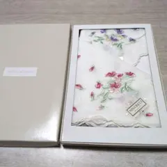 値下)花柄刺繍ハンカチ2枚セット(ニナリッチ)