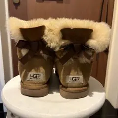 UGG ムートンブーツ ブラウン リボン付き