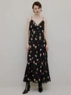 AMERI CLARA SATIN CAMI DRESS ブラック