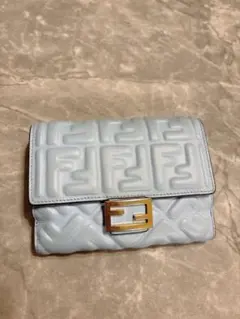 FENDI 二つ折り財布 FFロゴ ライトブルーのサムネイル