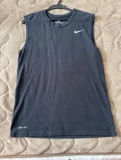 NIKEドライフィットタンクトップMサイズ