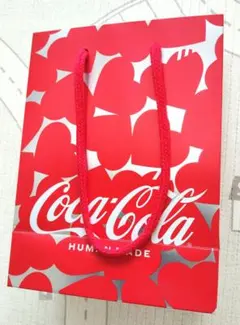 human made coca cola ギフトバッグ 1枚 コカコーラ 非売品のサムネイル
