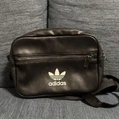 adidas オリジナルス　バック　ショルダー　リュック