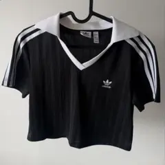 adidas アディカラーフットボールジャカードVネッククロップポロシャツのサムネイル