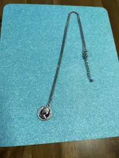 シルバー コイン型ペンダント ネックレス