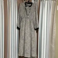 NICE CLAUP 花柄ロングワンピース 長袖