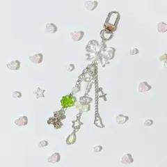 No.188 ビーズキーホルダー　y2k 透明　クリア　クマ　星