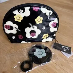 《雅さま専用》 マリークワントポーチ　手鏡付き　【新品未使用品！】