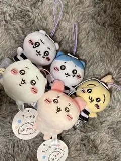 ちいかわ　ストラップ付きぬいぐるみおまとめ5点　ハチワレ、うさぎ囚人、かにちゃん