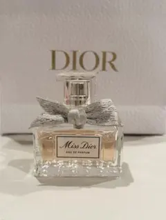 ミス ディオール オードゥ パルファン 香水