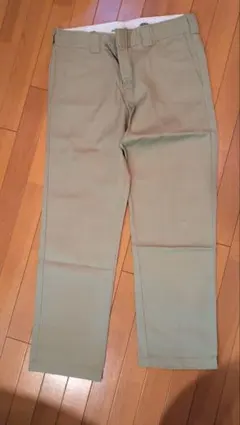 Dickiesスリムストレート34×32 ベージュパンツ