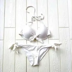 ホワイトリボン付きビキニセット