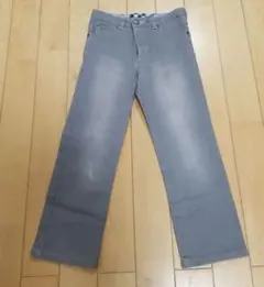 バーバリー　デニムパンツ　ジーパン　キッズ　ジーンズ　ボトムス　パンツ　デニムのサムネイル